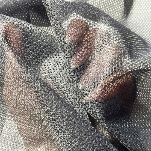 polyesterova-elasticka-sitovina-seda-oko-1x1mm.jpg