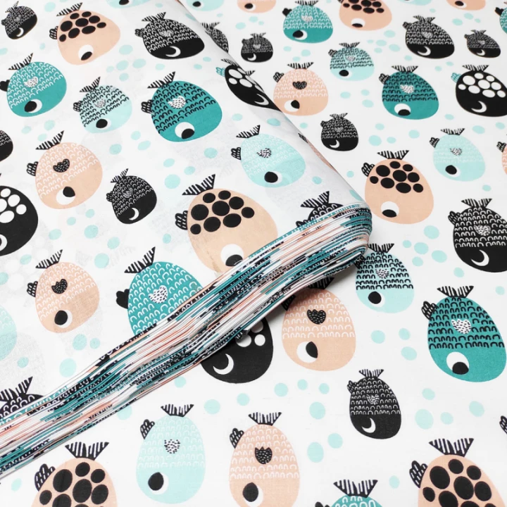 tissu-coton-au-metre-imprime-poissons-sur-blanc.jpg