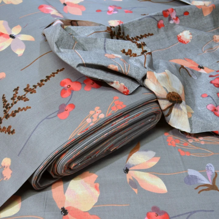 tissu-en-coton-motif-de-fleurs-1768-fr-333.jpg