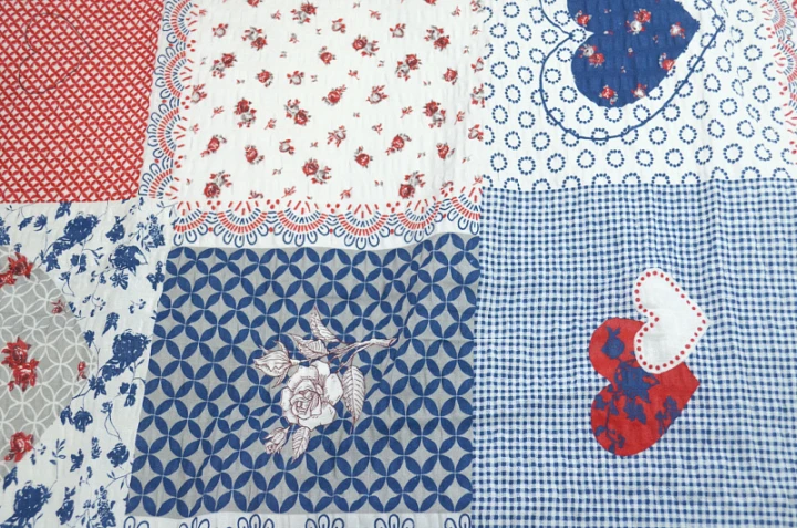 linge-de-lit-en-cr-pe-avec-fermeture-eclair-couleur-4444-fr.jpg