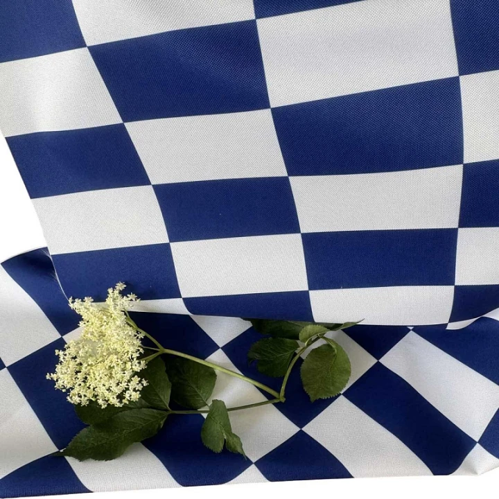 latka-do-exterieru-na-zahradne-lehatka-a-hupacie-siete-farba-bielo-modra-sachovnica-5x10-cm-1.jpg