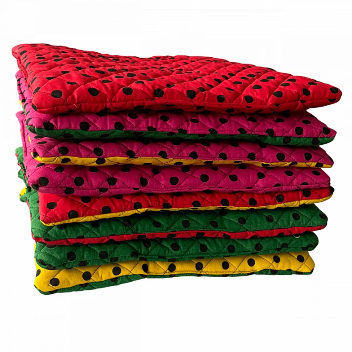 coussin-d-assise-40x40x2cm-pois-noir-10mm-22.png