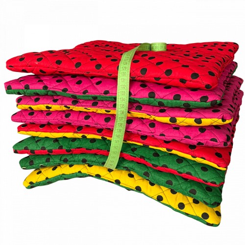 coussin-d-assise-40x40x2cm-pois-noir-10mm-1.png