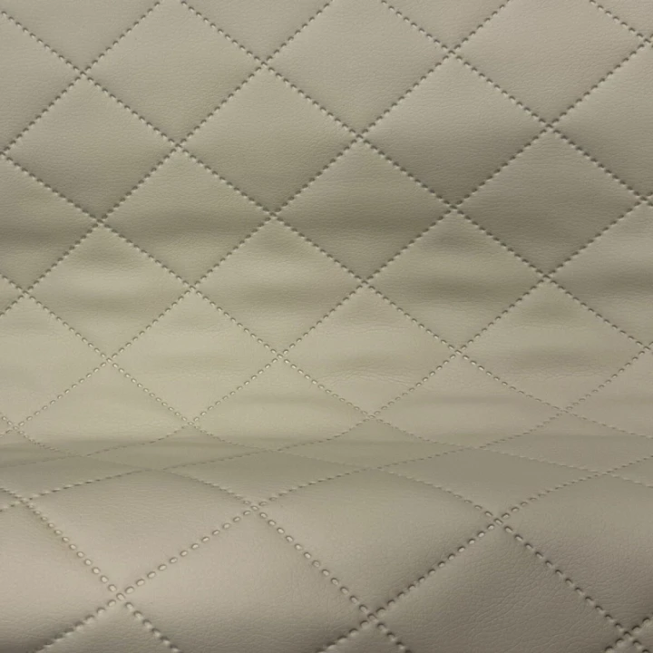 le-cuir-ecologique-pointu-5x5-cm-couleur-ecru.jpg