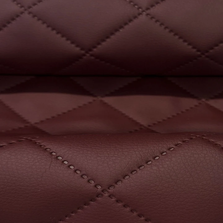 le-cuir-ecologique-pointu-5x5-cm-couleur-bordeaux.jpg