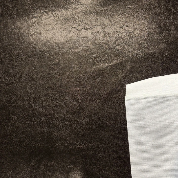 ekokoza-glazovana-farba-hneda-metraz-140-cm.jpg