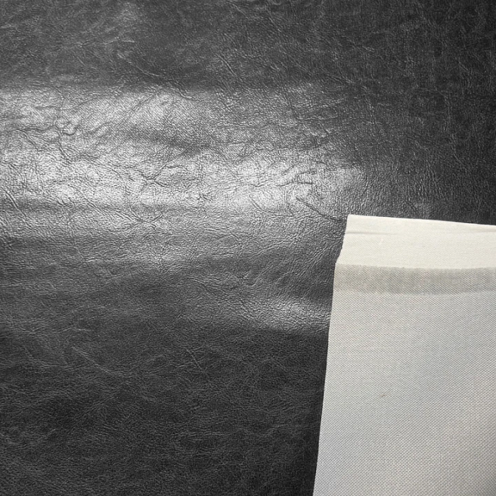 ekokoza-glazovana-farba-cierna-metraz-140-cm.jpg