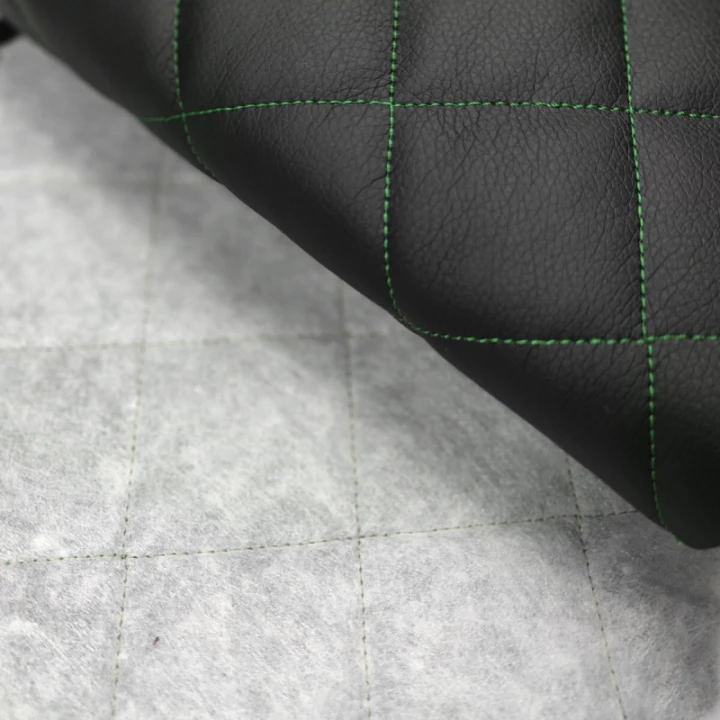 le-cuir-ecologique-pointu-5x5-cm-couleur-noir-verte.jpg