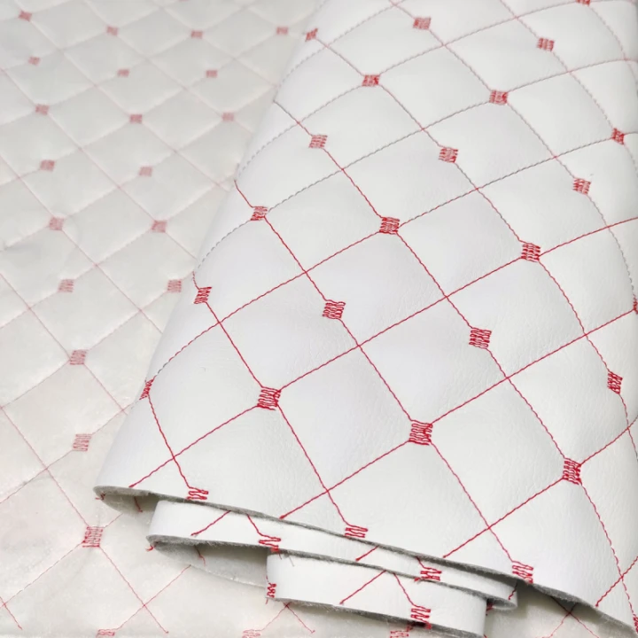 ekoskora-mix-3x3-cm-kolor-bialy-pikowana-czerwona-nicia-145-cm-222.jpg