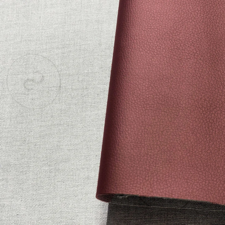 ekokoza-soft-28-farba-bordova-metraz-140-cm.jpg