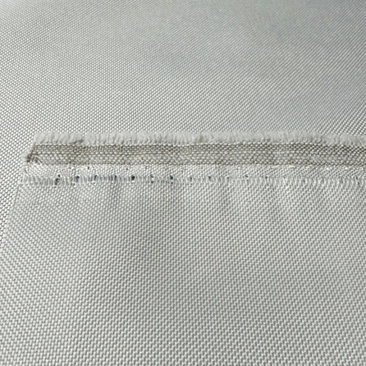 nepremokava-latka-oxford-03-farba-svetlo-seda-metraz-160-cm.jpg