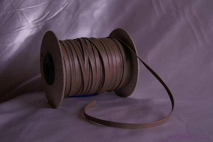 lamowka-wypustka-z-ekoskory-15mm-kolor-cbrazowy.jpg