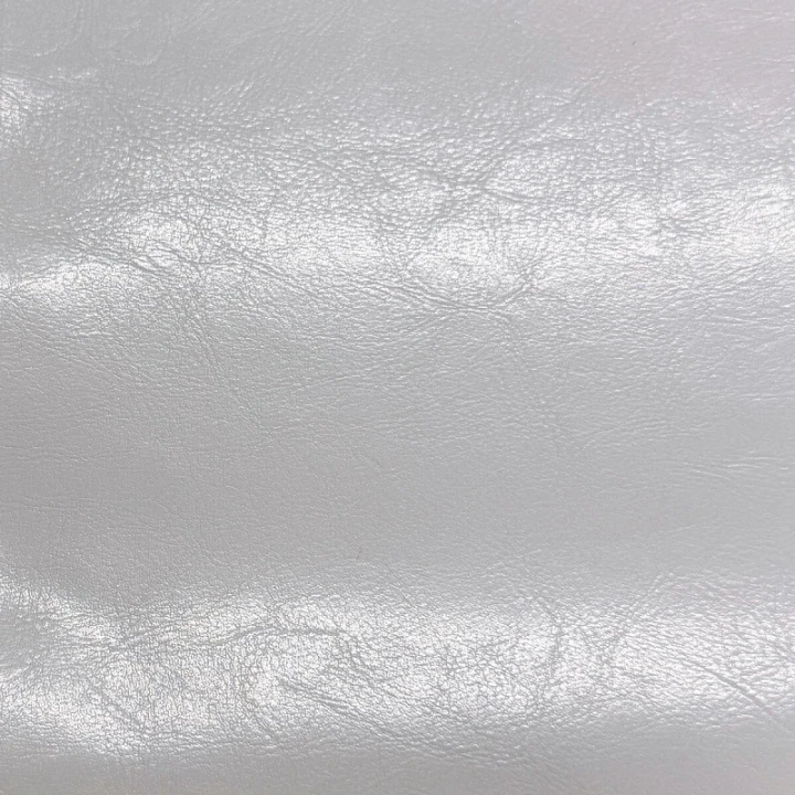 le-cuir-ecologique-glace-couleur-blanche.jpg