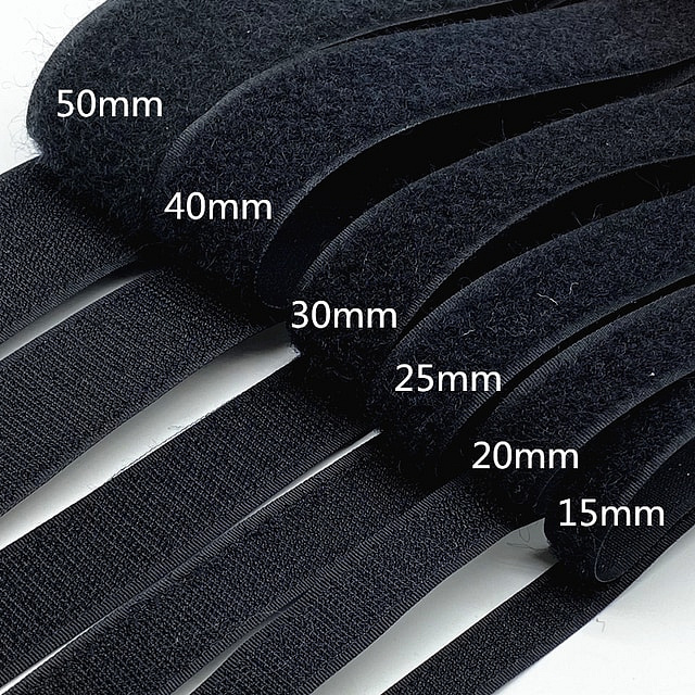 pasek-na-suchy-zip-smycky-a-hacek-cerny-20-100-mm-x-25-bm.jpg