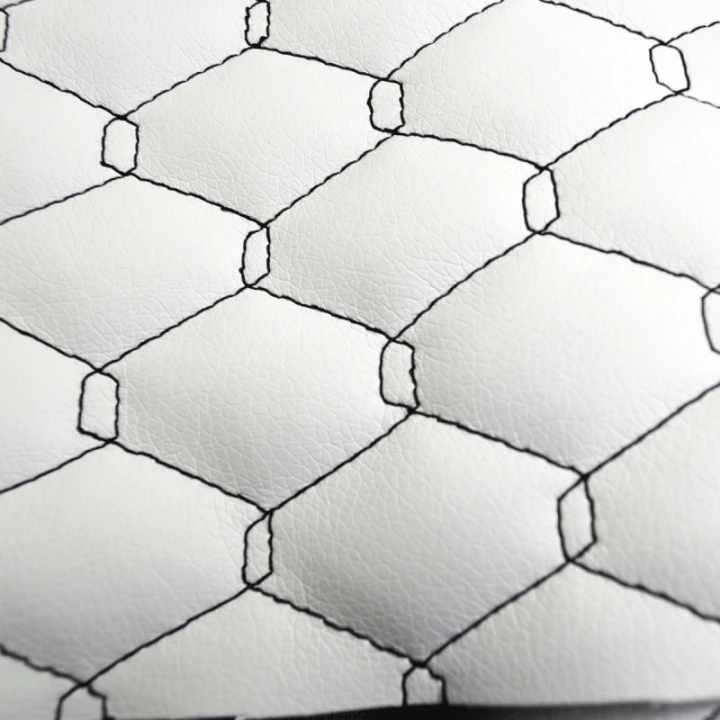 le-cuir-ecologique-geo-couleur-blanche-noir-145-cm-111.png