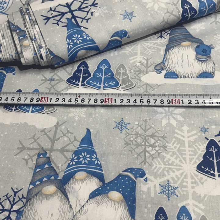 img-e4518-1swiateczna-tkanina-bawelniana-wzor-szaro-niebieskie-skrzaty-1450111.gif