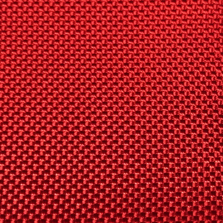 le-tissu-pvc-kodura-1680d-couleur-rouge.jpg