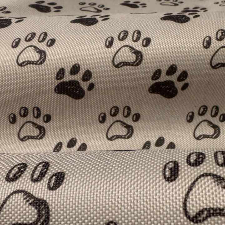 water-repellent-codura-paws-on-cream.jpg