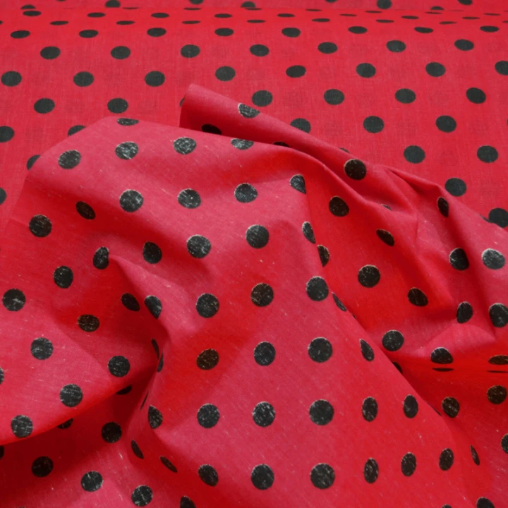 tissu-coton-au-metre-couleur-rouge-pois-noire-10-mm-2.jpg