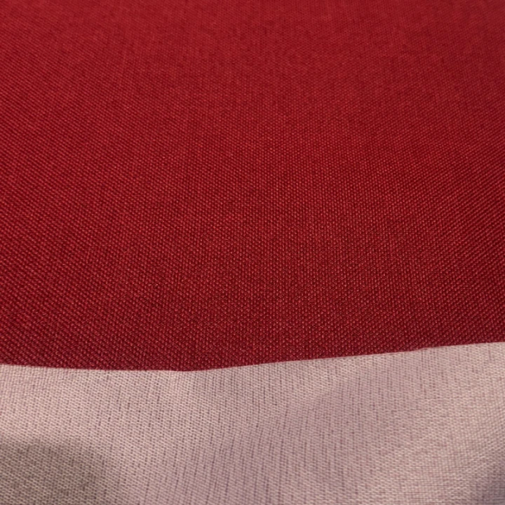 calunnicka-latka-savana-35-farba-cervena-metraz-140-cm.jpg