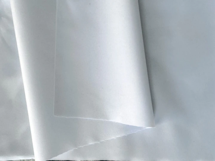 tkanina-wodoodporna-premium-kolor-bialy-160-cm-1.jpg