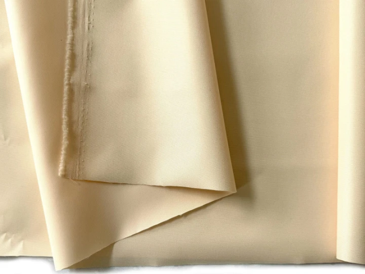tissu-impermeable-premium-couleur-beige-160-cm-11.jpg