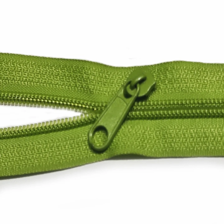 zip-spiralovy-zeleny-5-mm-metraz-3jpg.jpg