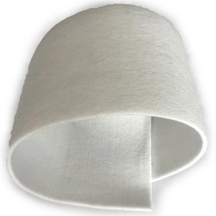 technicky-filc-5-mm-barva-bila-sirka-150-cm-1-new-aaa.jpg