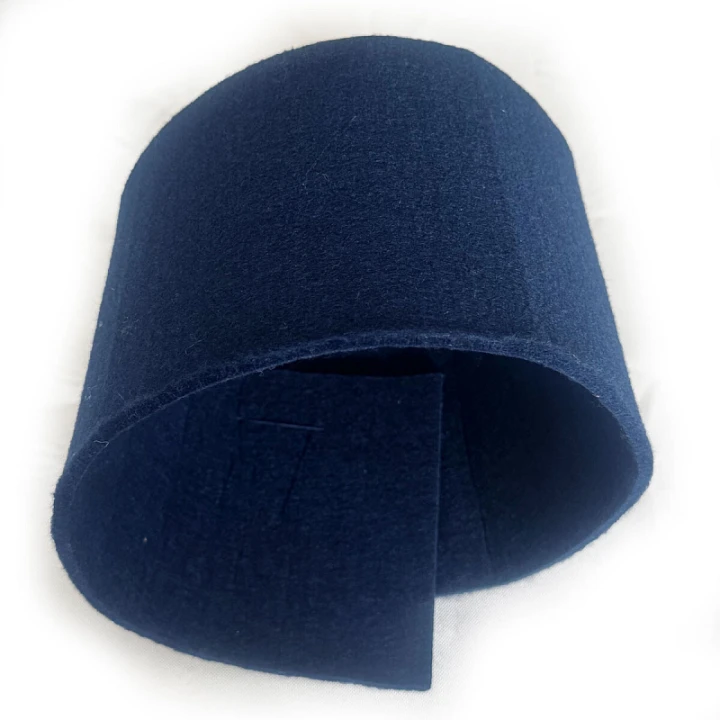 technicky-filc-5-mm-barva-tmave-modra-sirka-100-cm-2.jpg