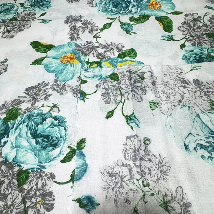 tissu-coton-au-metre-imprime-fleurs-sur-blanc.jpg